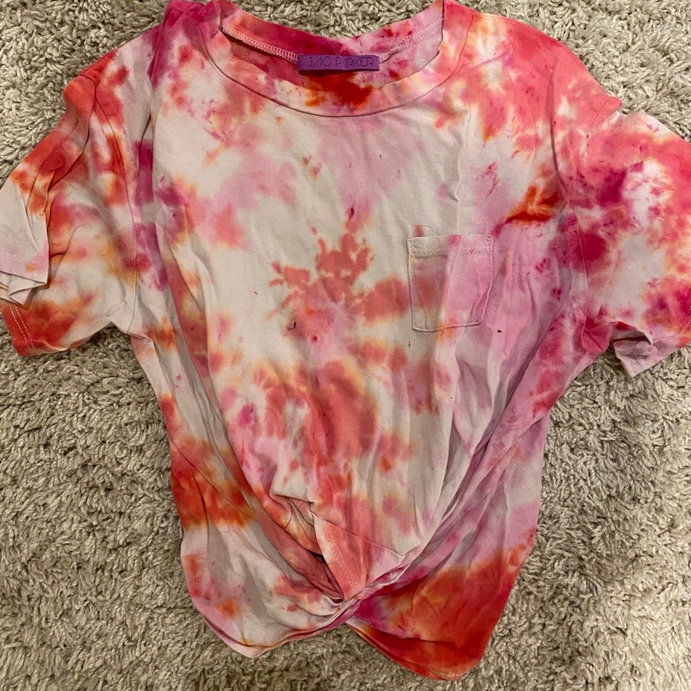 Tie dye t shirt!